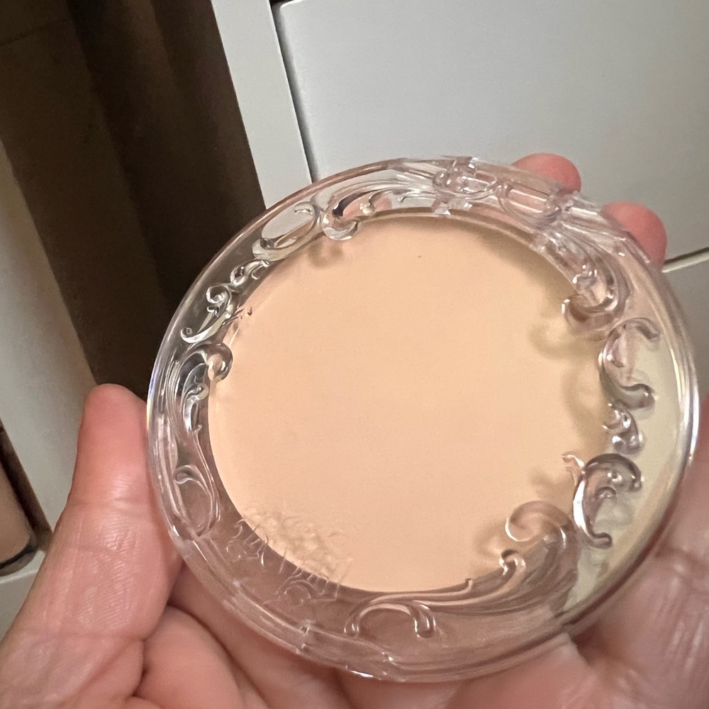 New KVDBEAUTY, GOOD APPLE SKIN PERFECTING FOUNDATION BALM, LIGHT 006, brand new - Picture 7 of 8